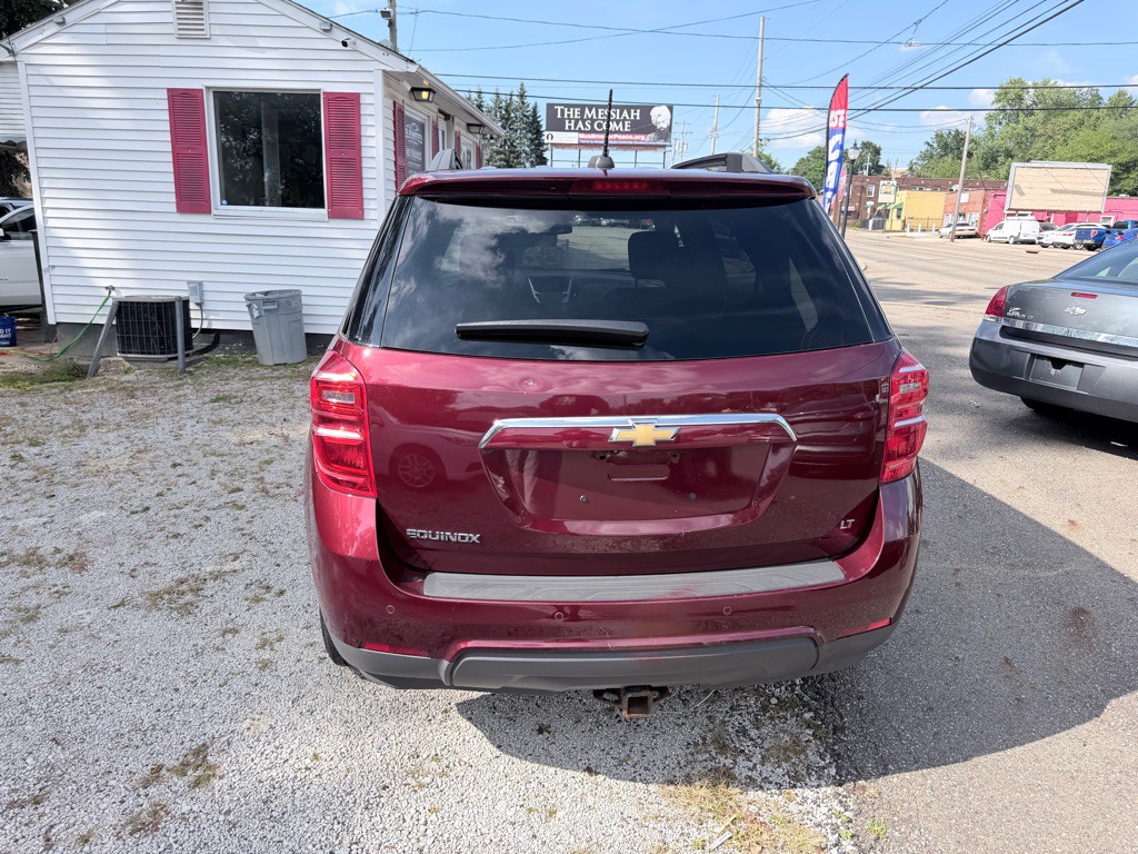 2017 Chevrolet Equinox Image 8