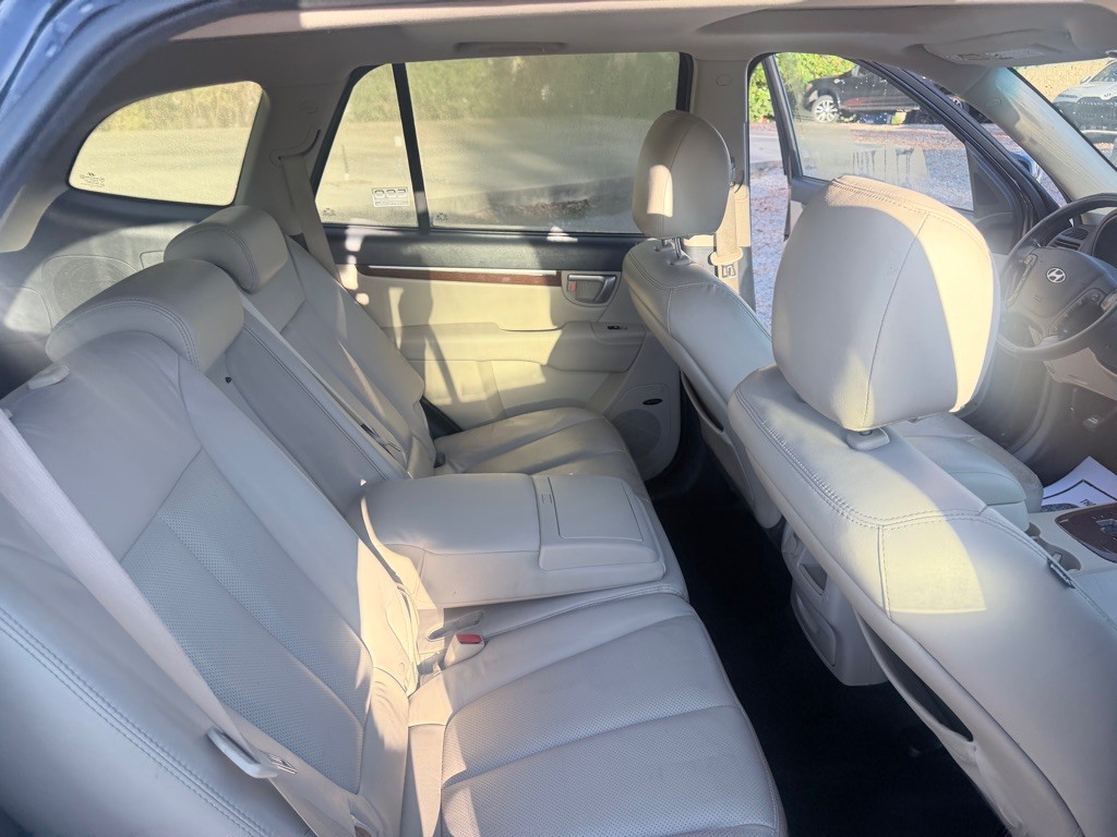 2009 Hyundai Santa Fe Image 12