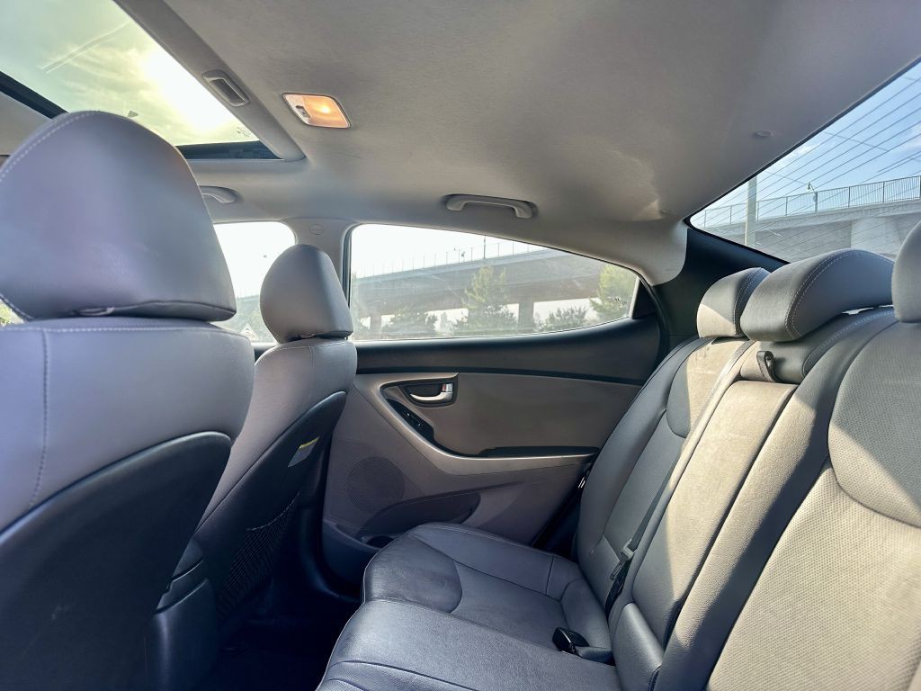 2014 Hyundai Elantra Image 10