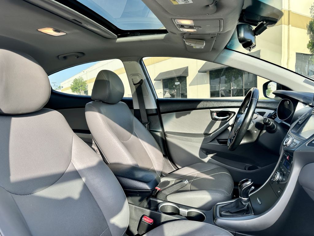 2014 Hyundai Elantra Image 12