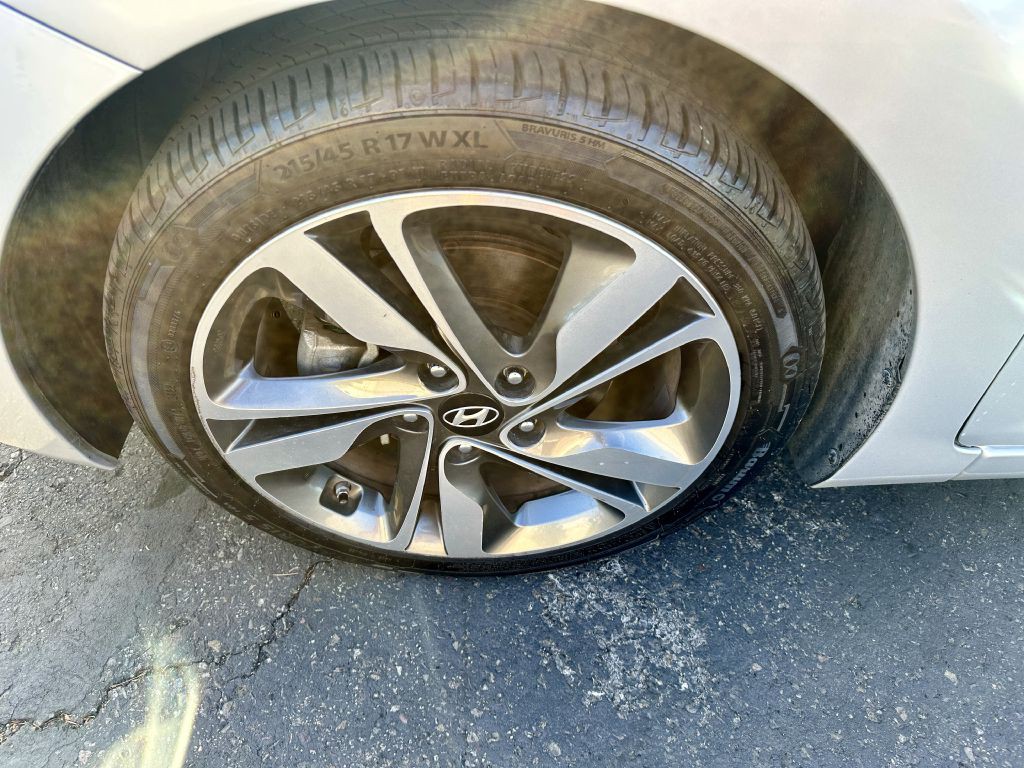 2014 Hyundai Elantra Image 15