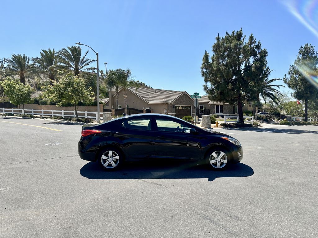 2013 Hyundai Elantra Image 6