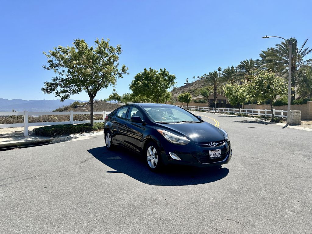 2013 Hyundai Elantra Image 7