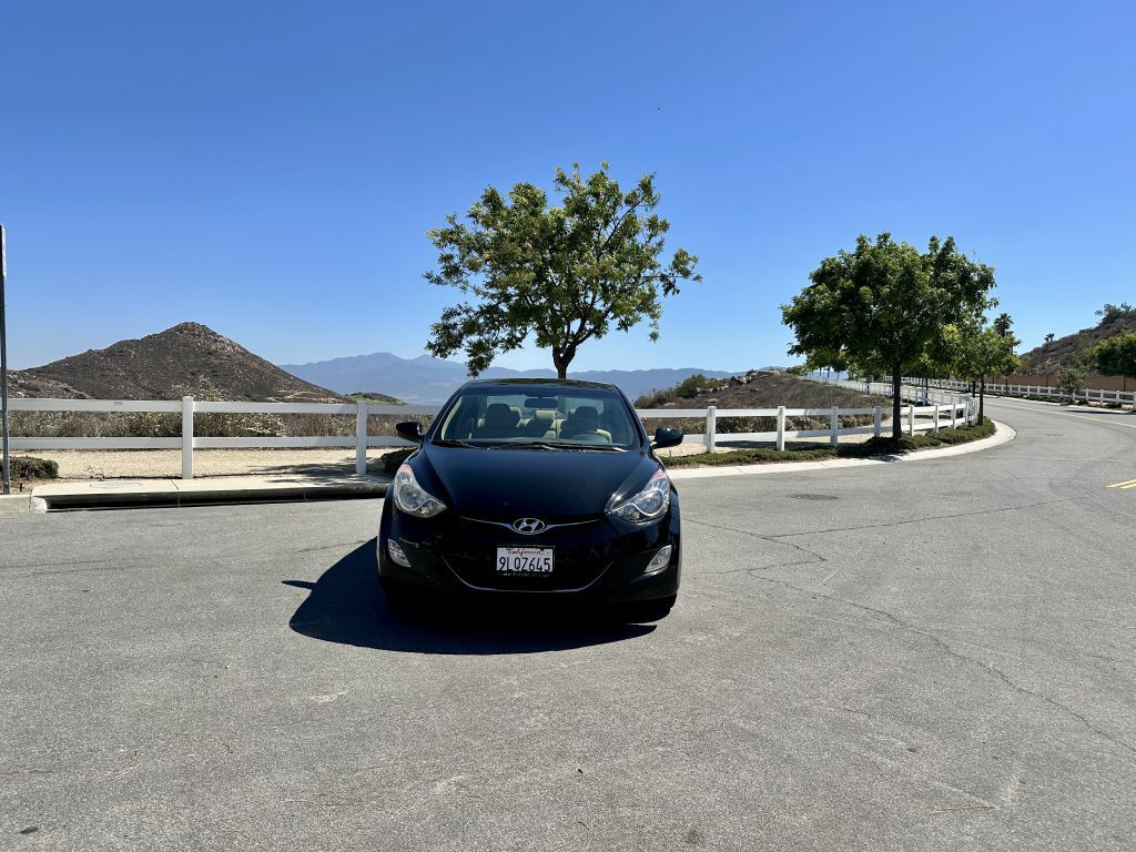 2013 Hyundai Elantra Image 8