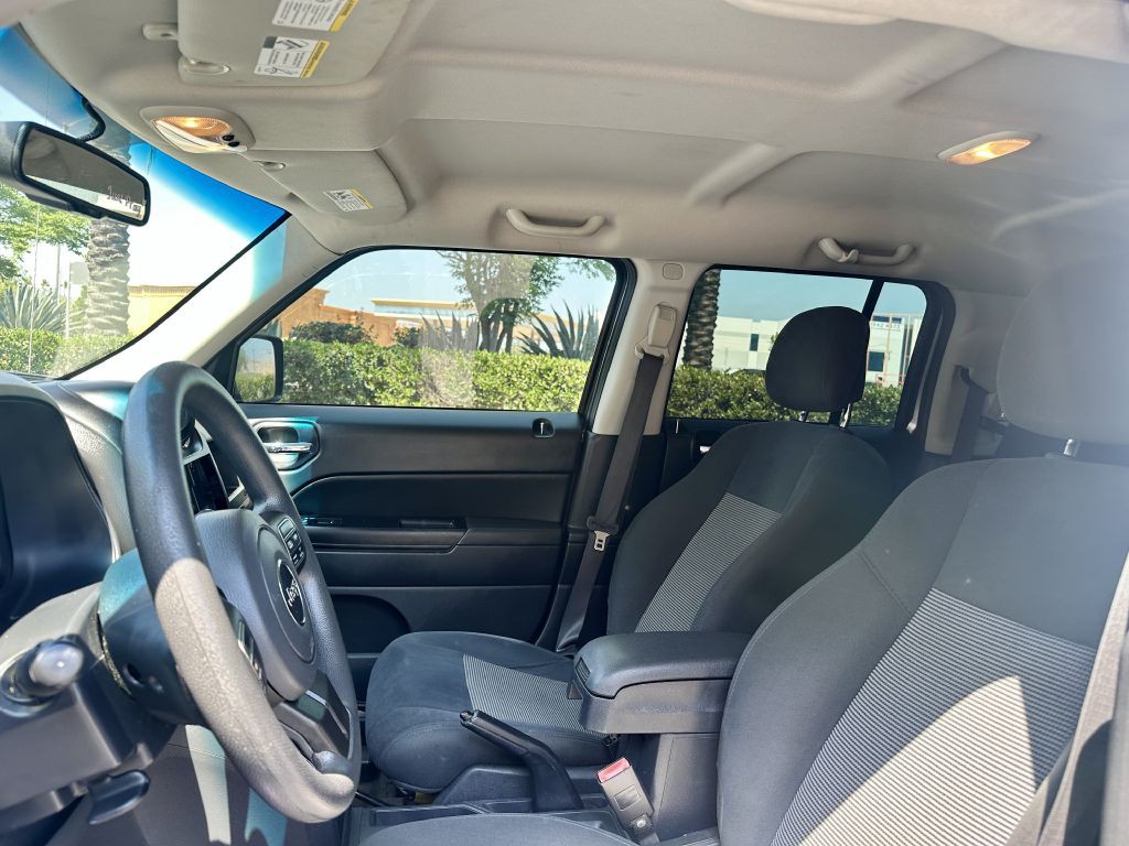2016 Jeep Patriot Image 9