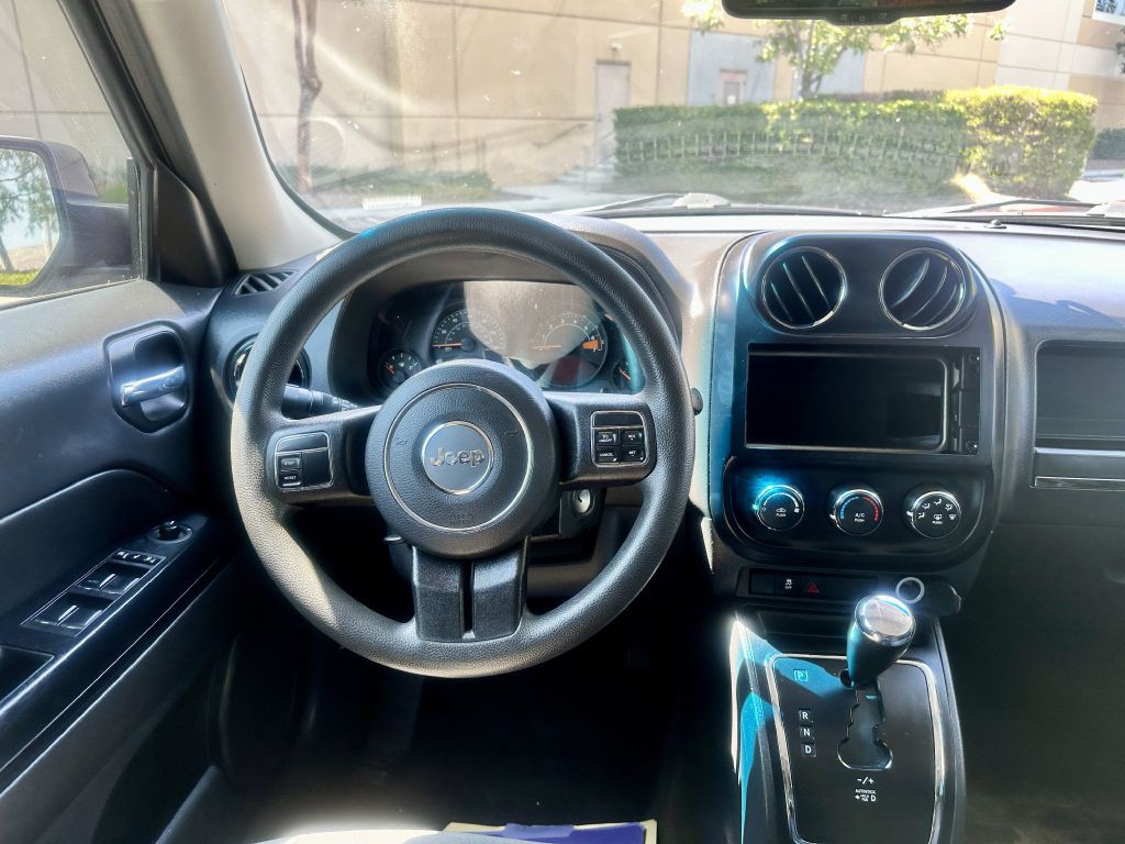 2016 Jeep Patriot Image 14