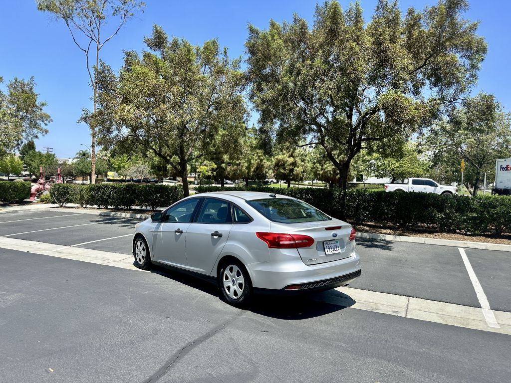 2016 Ford Focus Image 3