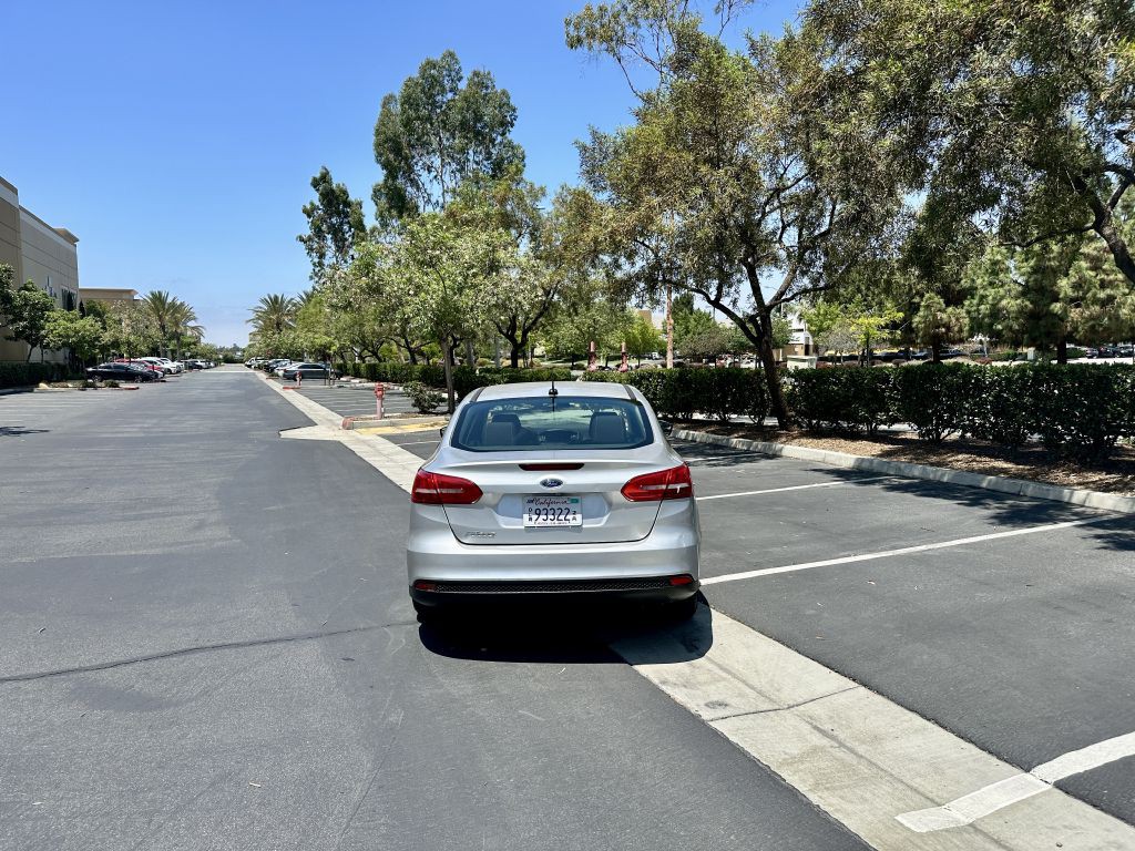 2016 Ford Focus Image 4