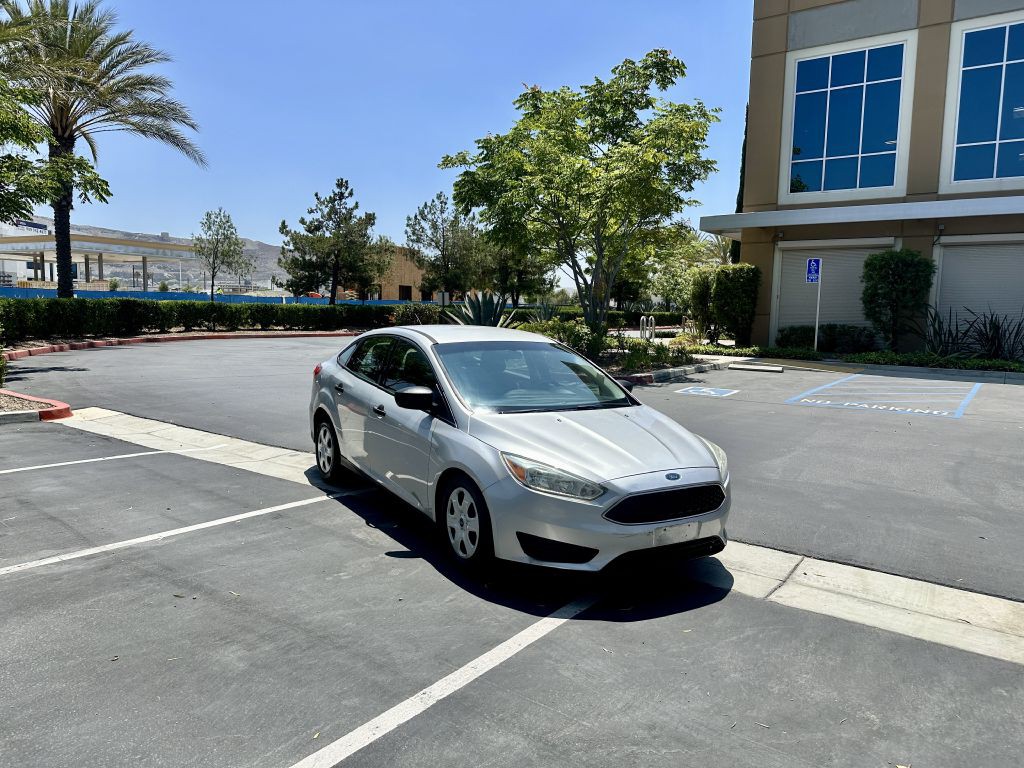 2016 Ford Focus Image 6