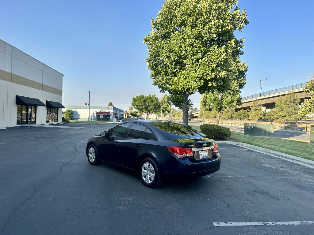 2015 Chevrolet Cruze Image 3