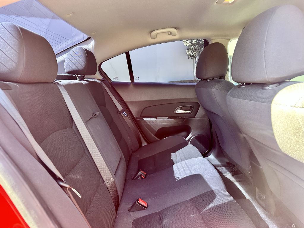 2014 Chevrolet Cruze Image 11