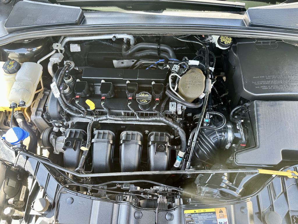 2014 Ford Focus Image 17