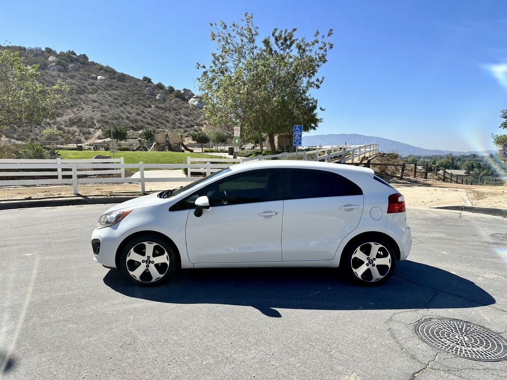 2013 Kia Rio Image 3
