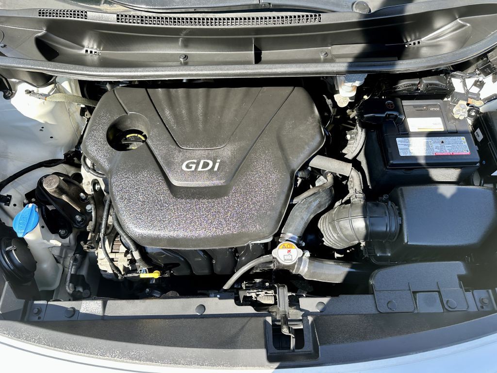 2013 Kia Rio Image 18