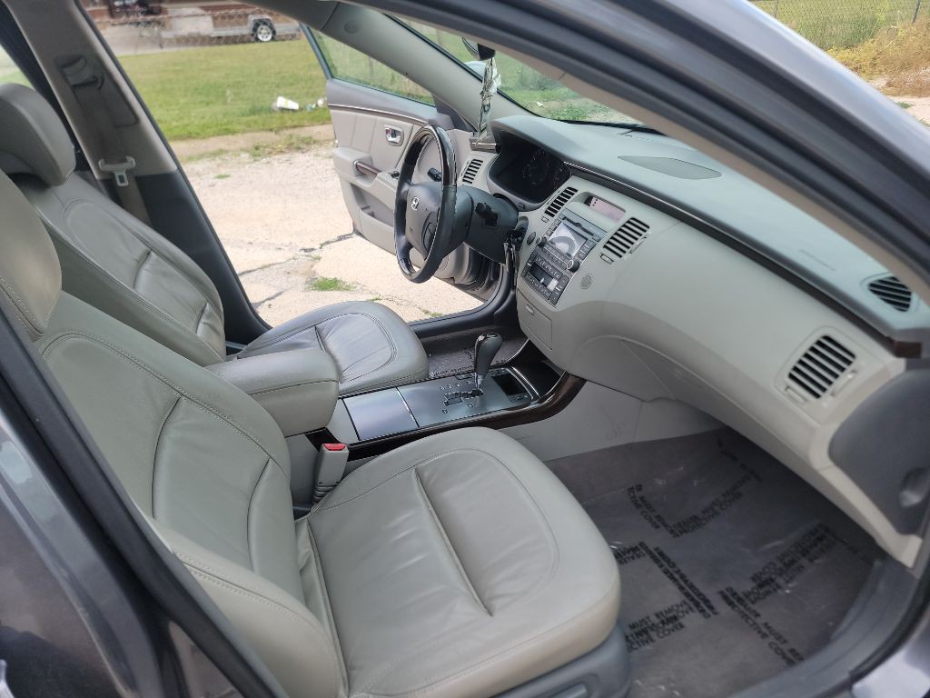 2011 Hyundai Azera Image 8