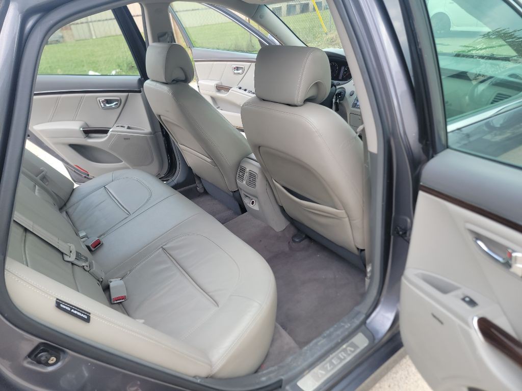 2011 Hyundai Azera Image 11
