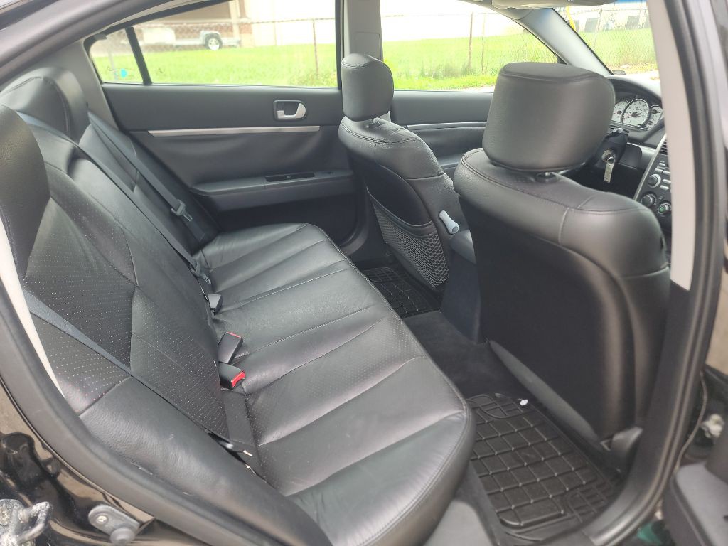 2007 Mitsubishi Galant Image 10