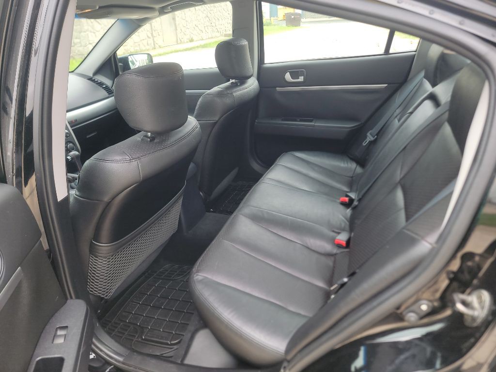2007 Mitsubishi Galant Image 11