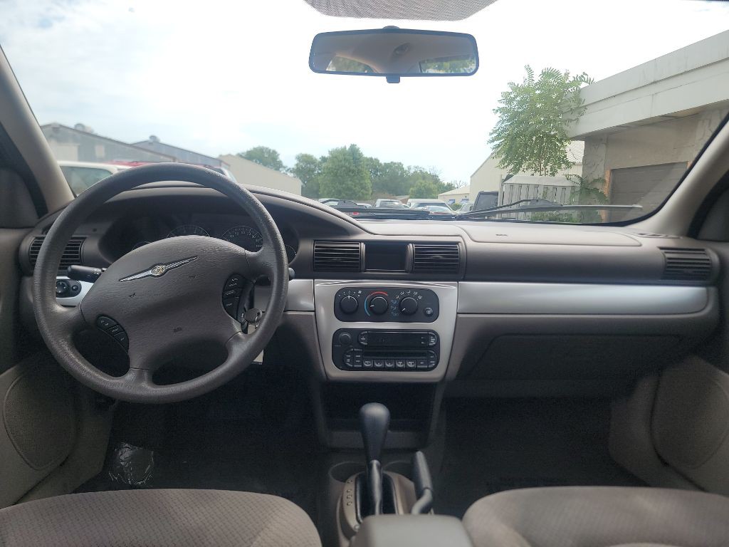 2006 Chrysler Sebring Image 6