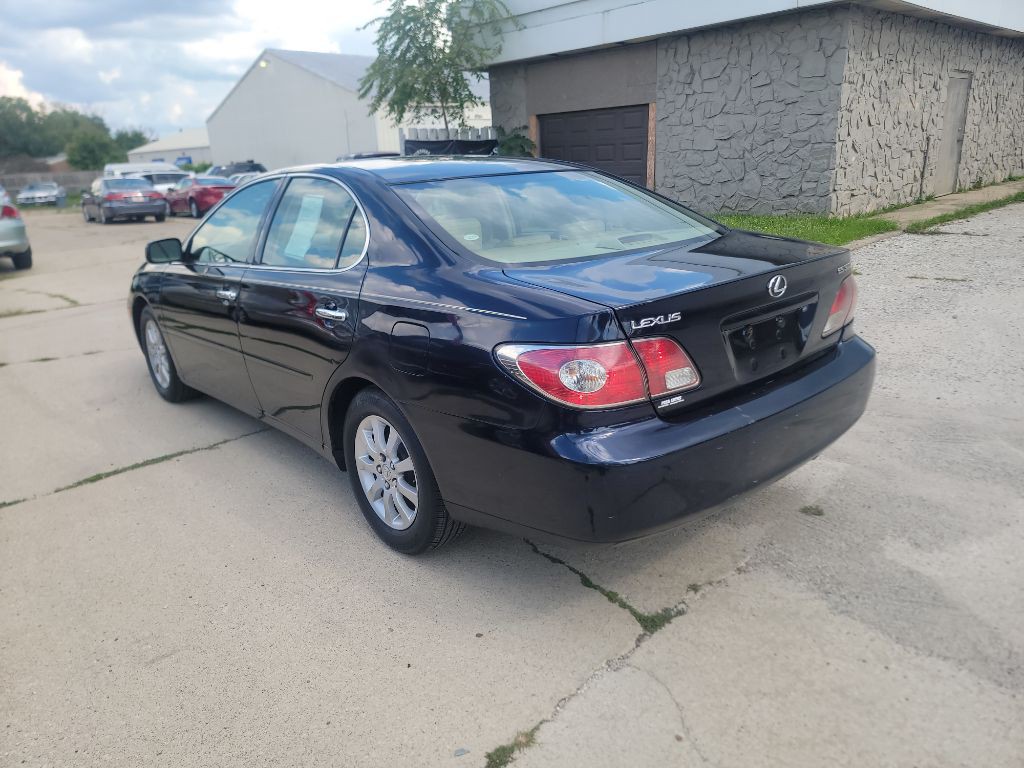 2003 Lexus ES Image 5