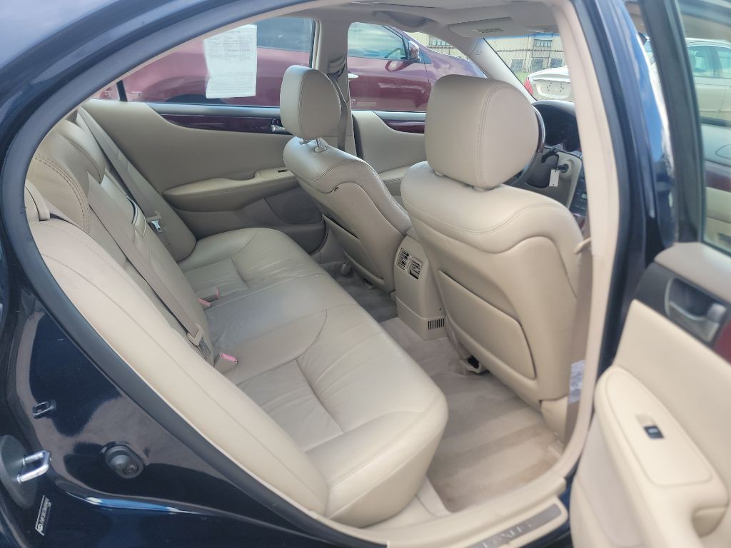 2003 Lexus ES Image 9