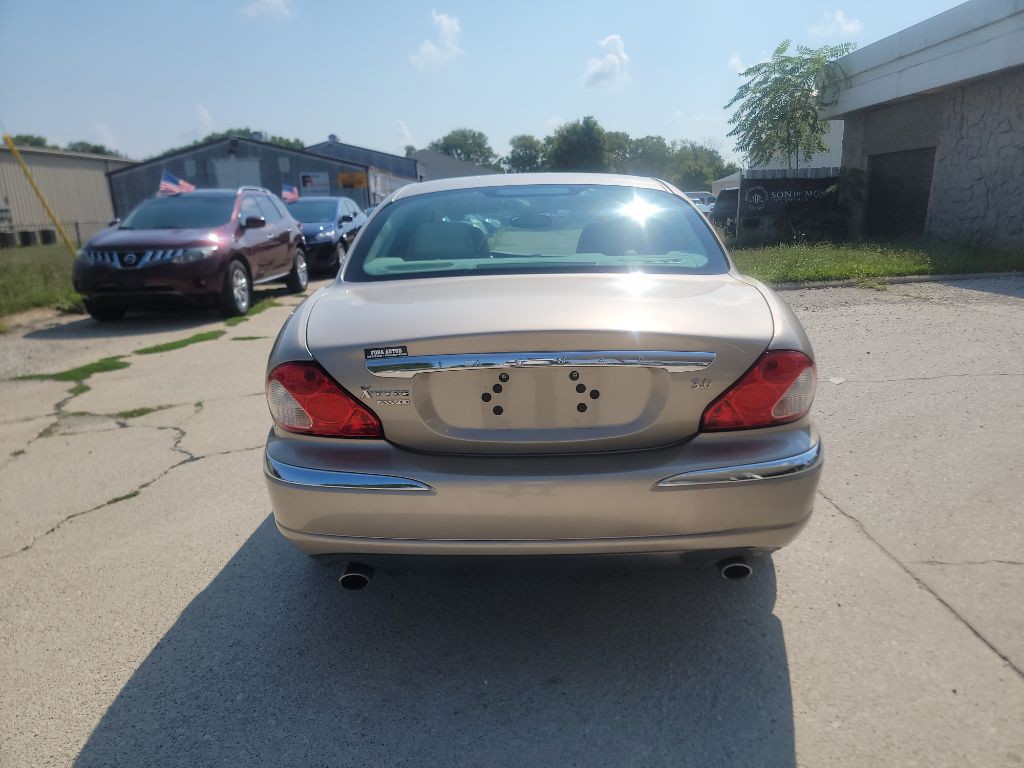 2004 Jaguar X-TYPE Image 5