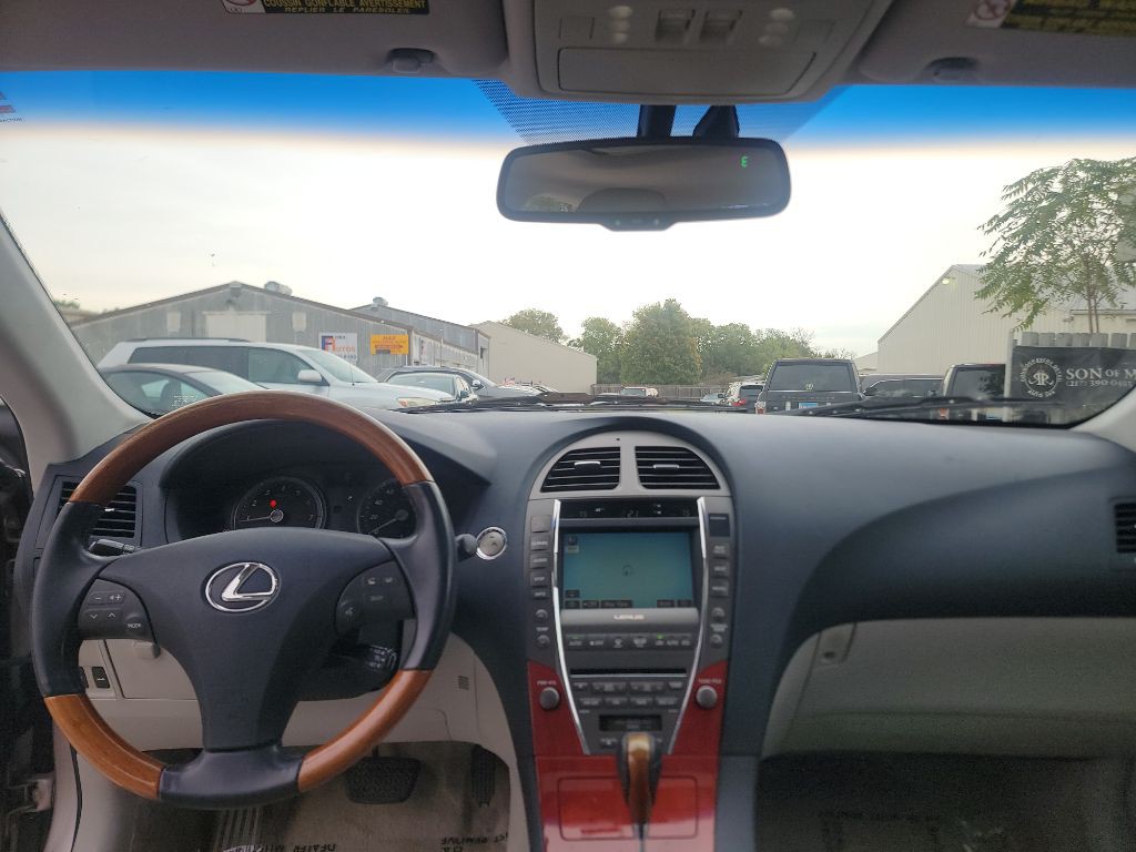 2007 Lexus ES Image 8