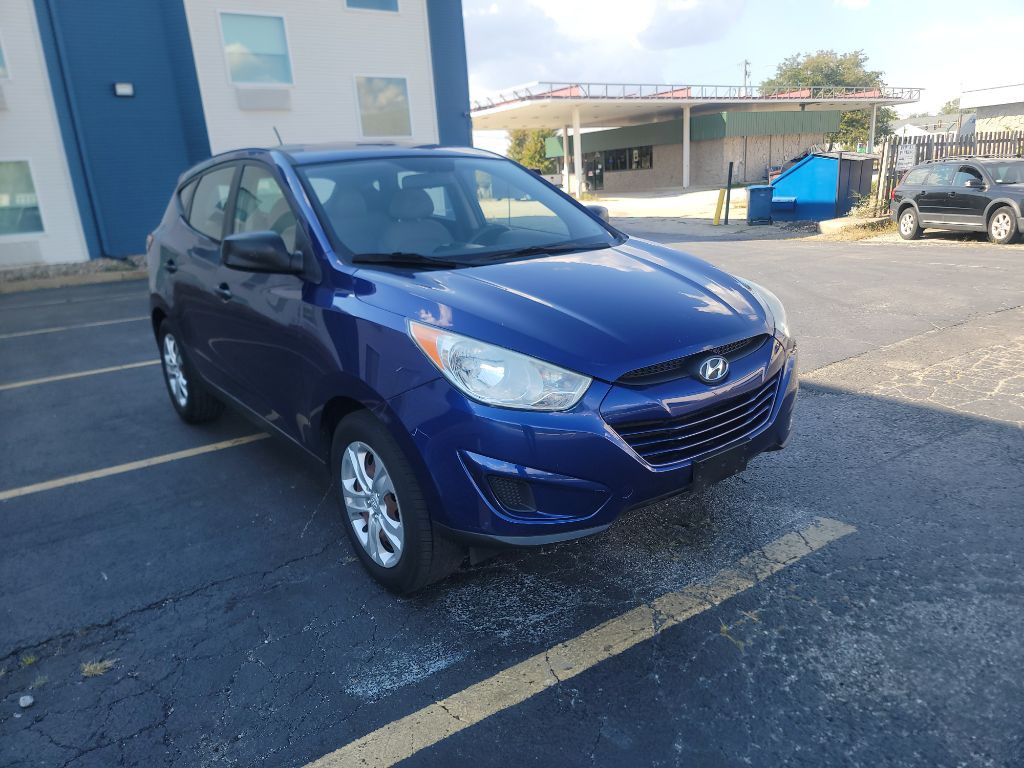 2010 Hyundai Tucson Image 2
