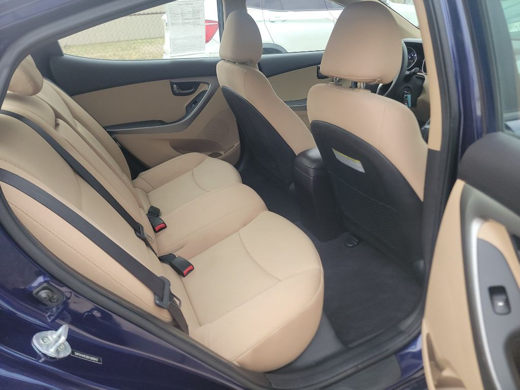 2013 Hyundai Elantra Image 13