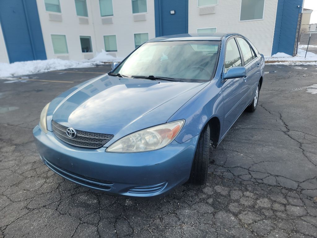 2004 Toyota Camry Image 3