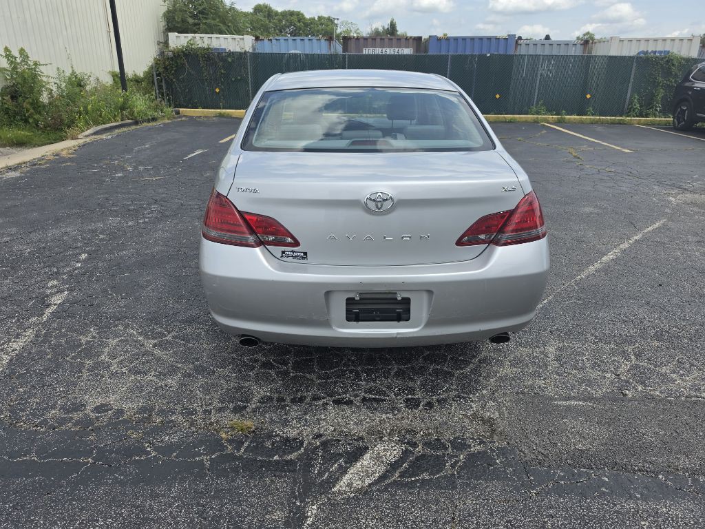 2008 Toyota Avalon Image 5