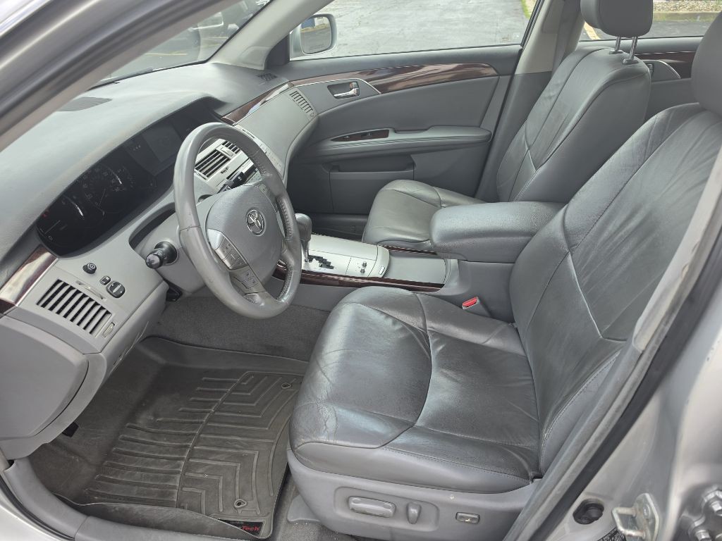 2008 Toyota Avalon Image 11