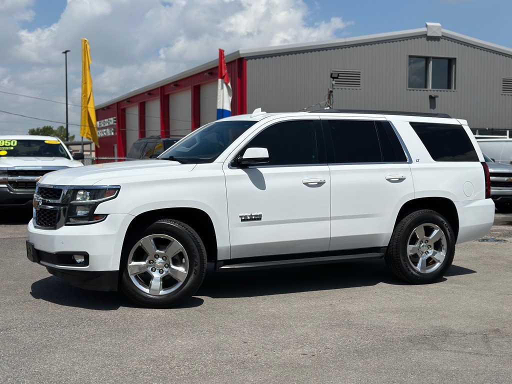 2016 Chevrolet Tahoe Image 2