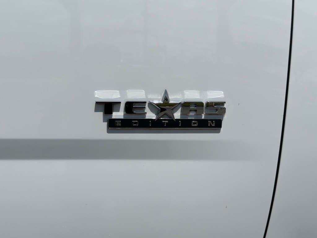 2016 Chevrolet Tahoe Image 15