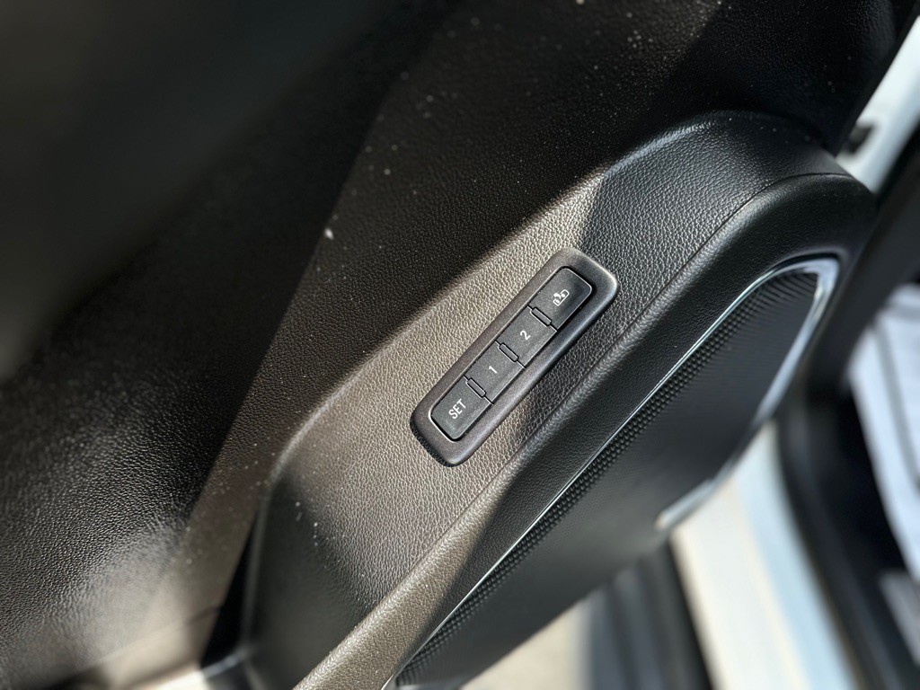 2016 Chevrolet Tahoe Image 20