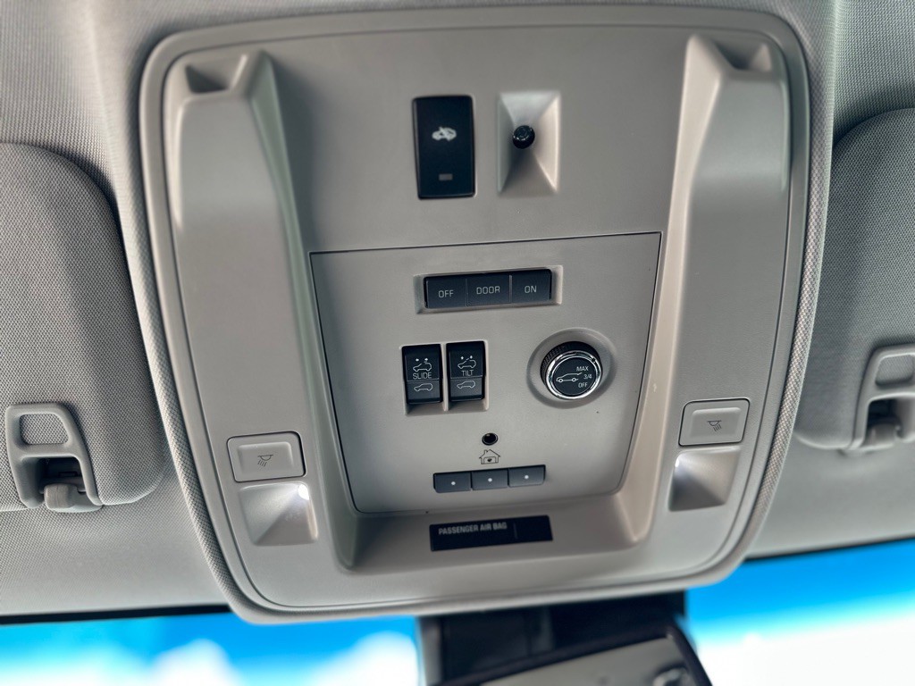 2016 Chevrolet Tahoe Image 37