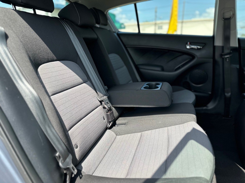 2014 Kia Forte Image 35