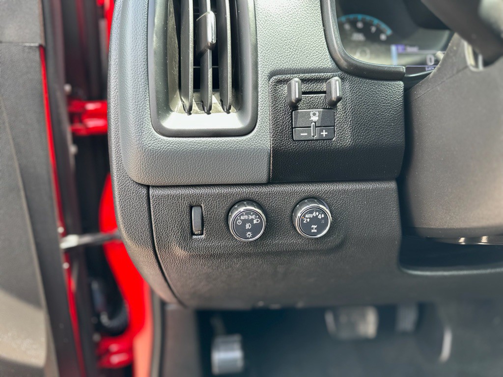 2018 Chevrolet Colorado Image 27