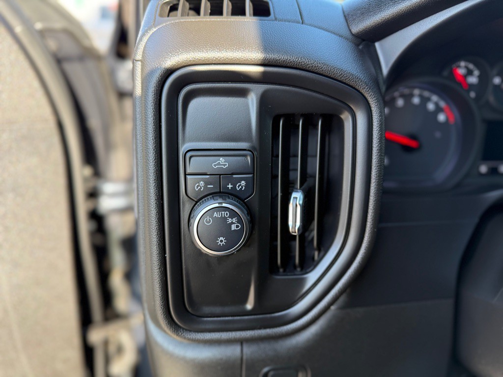2021 Chevrolet Silverado 1500 Image 23