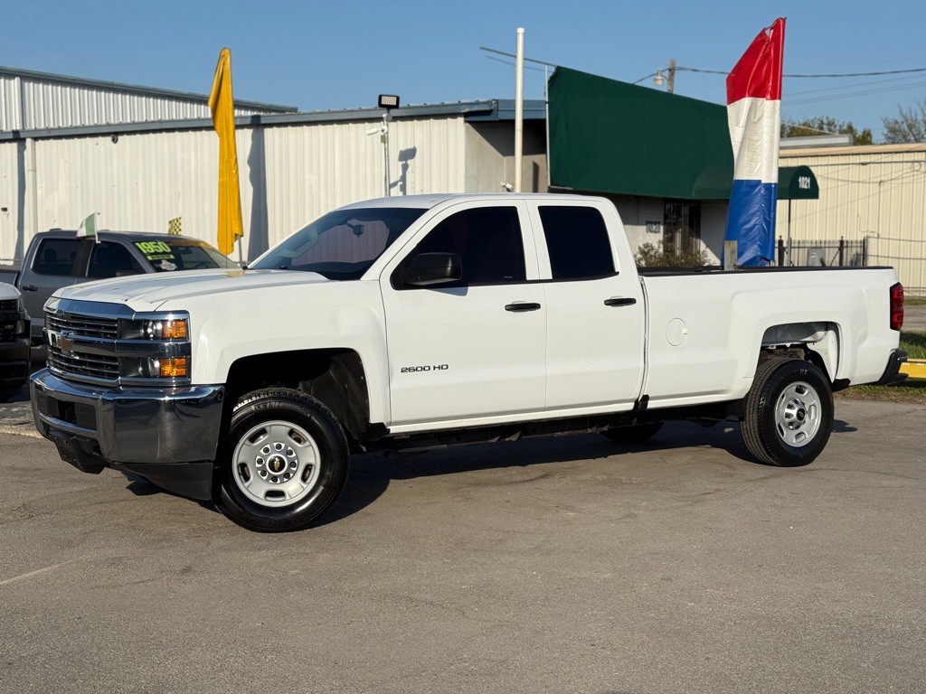 2018 Chevrolet Silverado 1500 Image 2