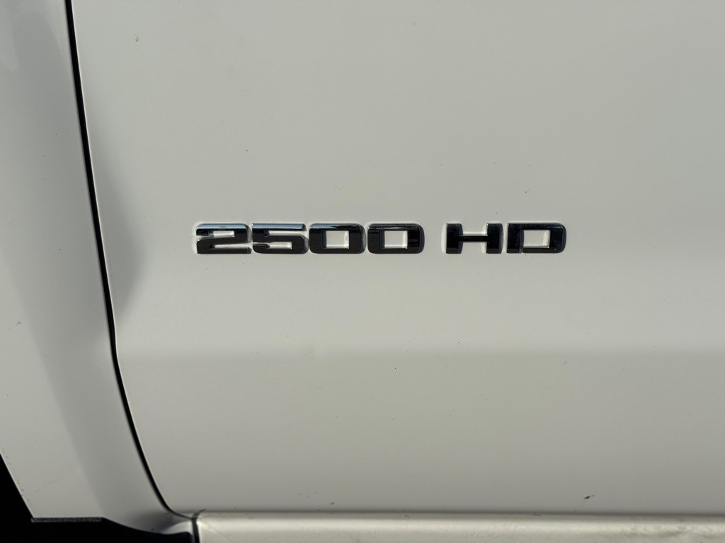 2018 Chevrolet Silverado 1500 Image 14