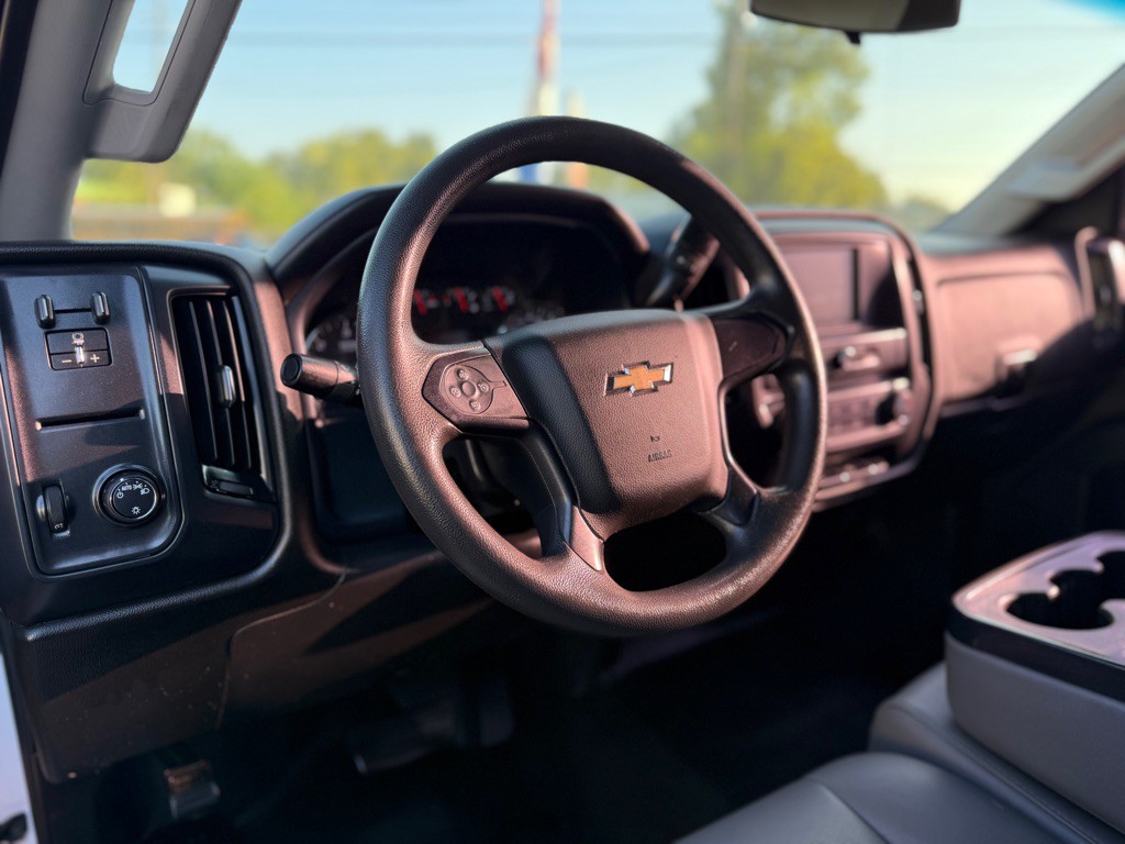 2018 Chevrolet Silverado 1500 Image 16