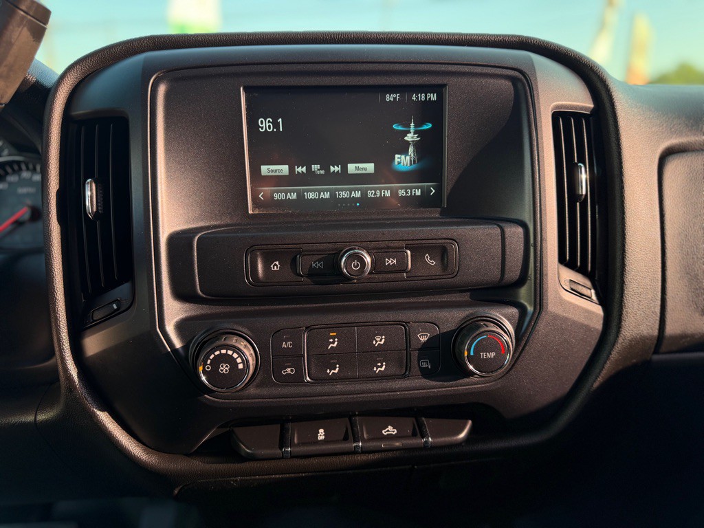 2018 Chevrolet Silverado 1500 Image 20