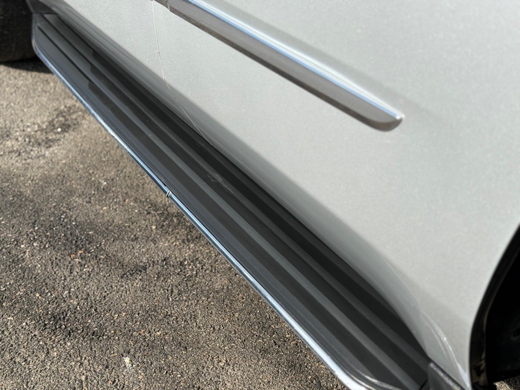 2017 Cadillac Escalade Image 8