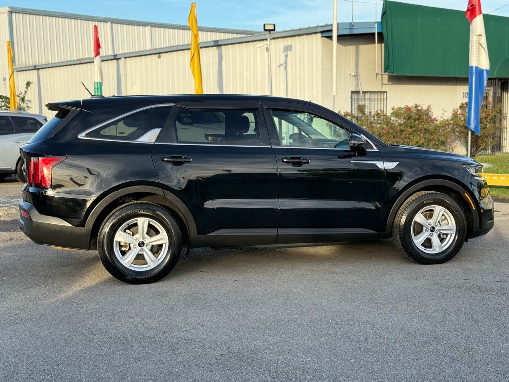 2021 Kia Sorento Image 8