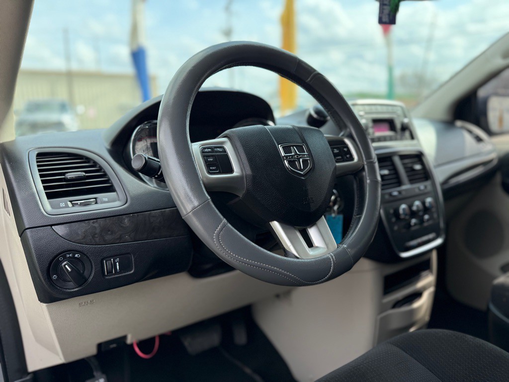 2017 Dodge Grand Caravan Image 13