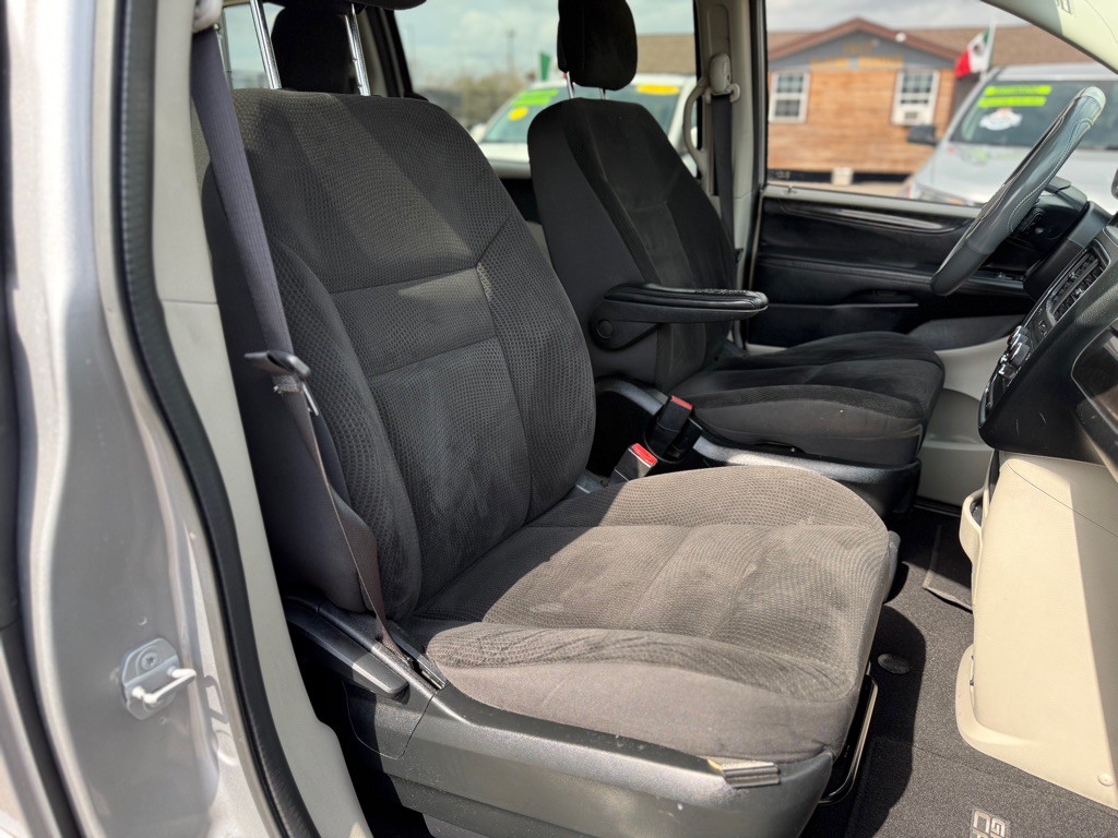 2017 Dodge Grand Caravan Image 19