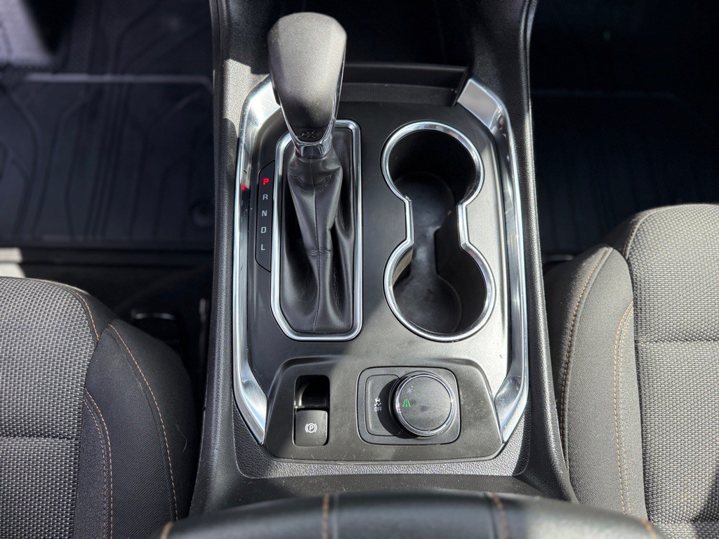 2021 Chevrolet Traverse Image 16