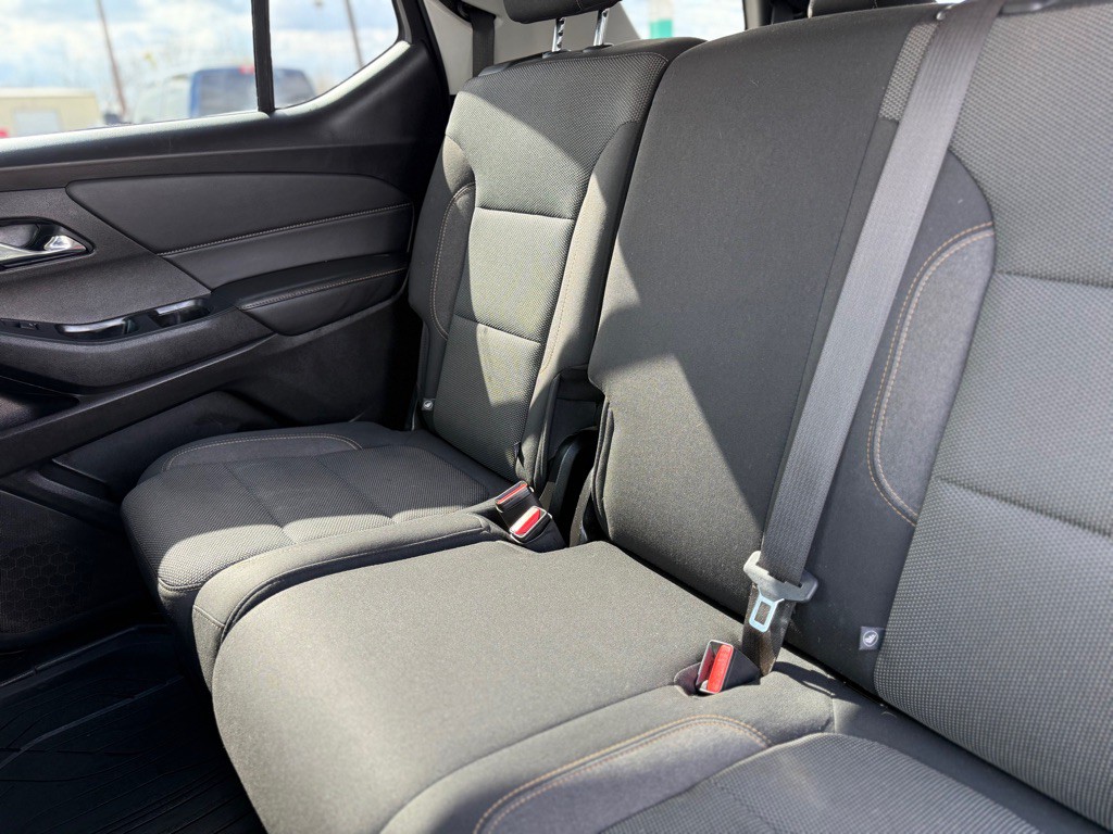 2021 Chevrolet Traverse Image 25