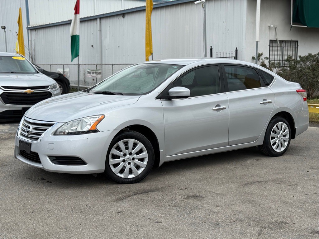 2013 Nissan Sentra Image 2